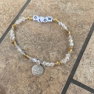 Little words project GLOW ✨